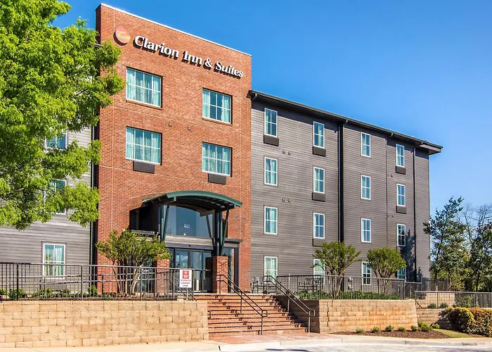 Clarion Inn & Suites Atlanta Downtown